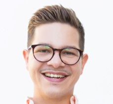 TEGUH - Pengelola Butik Online